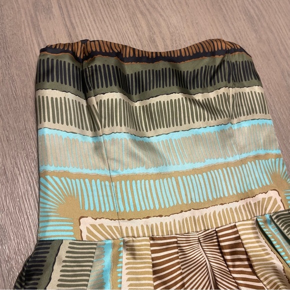 Nicole Miller 100% Silk Bohemain Strapless Mini Dress Sz 2 Aztec Multicolor - Picture 4 of 13